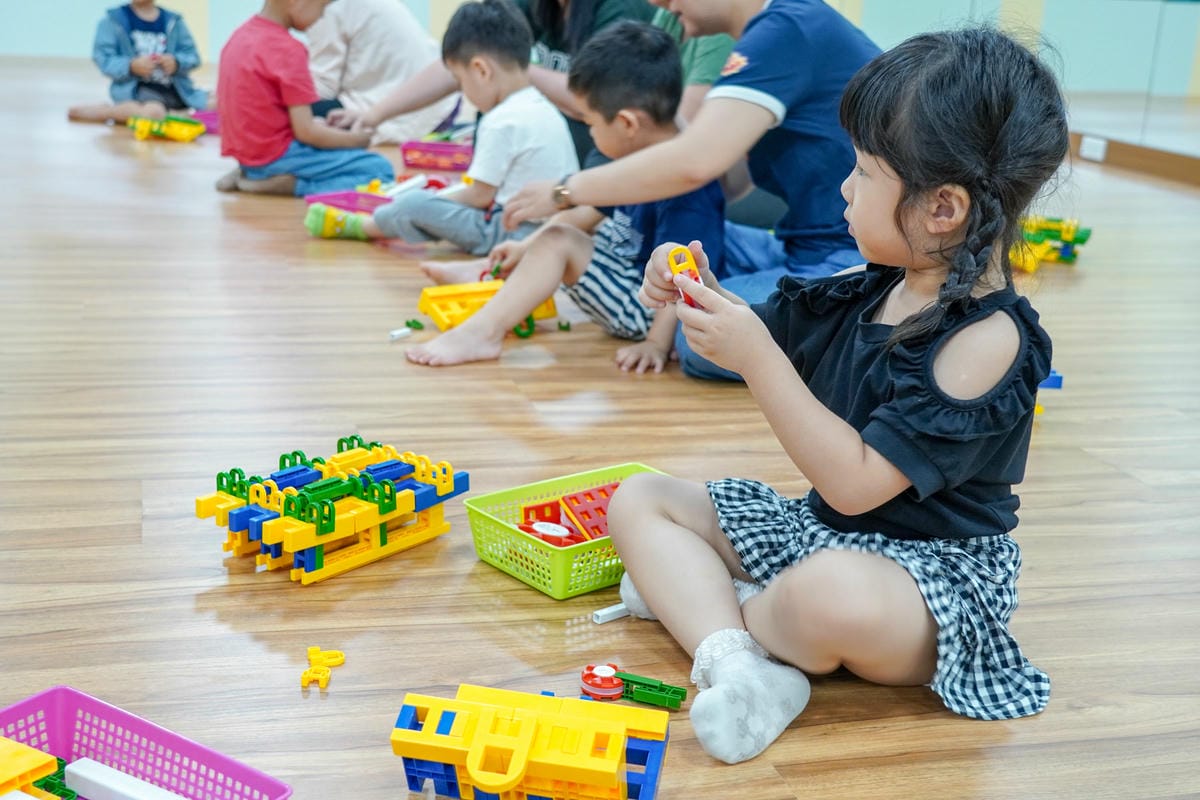 課程推薦 帶著孩子一起學習 親子寶貝3C3Q積木班 救國團提供豐富的多元課程 全台均有學習中心18.jpg 課程推薦 帶著孩子一起學習 親子寶貝3C3Q積木班 救國團提供豐富的多元課程 全台均有學習中心18.jpg