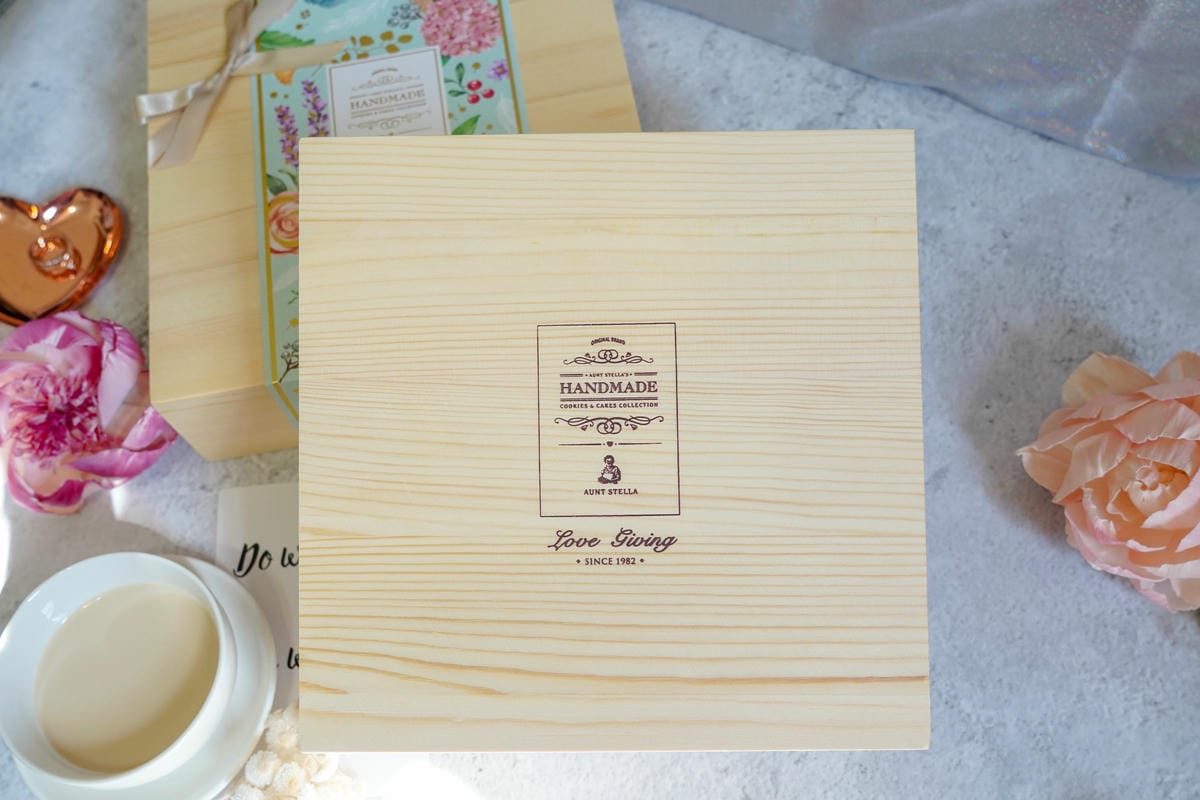 手工喜餅 Aunt Stella詩特莉手工餅乾 花宴系列花聚之美喜餅 傳遞最珍貴的祝福2.JPG 手工喜餅 Aunt Stella詩特莉手工餅乾 花宴系列花聚之美喜餅 傳遞最珍貴的祝福2.JPG