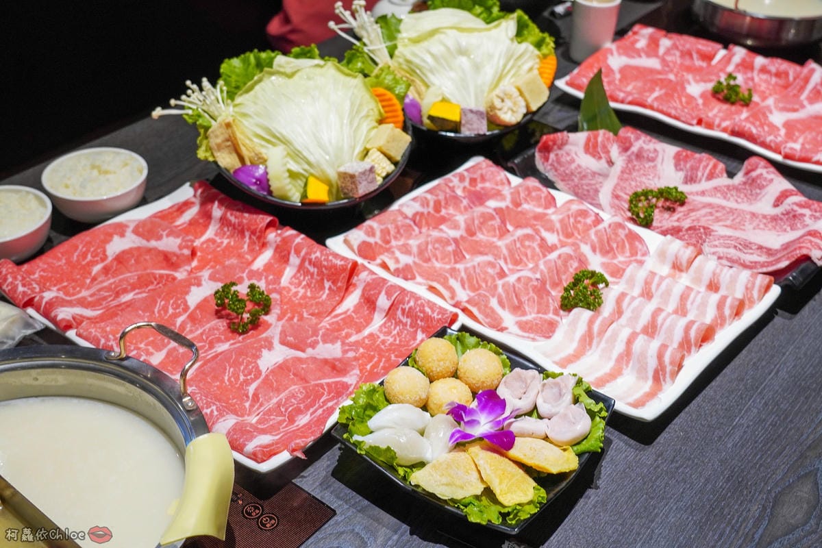 高雄火鍋 家庭聚餐推薦 和牛海鮮火鍋 澎湃浮誇系海鮮、巧克力和牛通通在舞古賀鍋物專門店 近瑞豐夜市13.jpg 高雄火鍋 家庭聚餐推薦 和牛海鮮火鍋 澎湃浮誇系海鮮、巧克力和牛通通在舞古賀鍋物專門店 近瑞豐夜市13.jpg