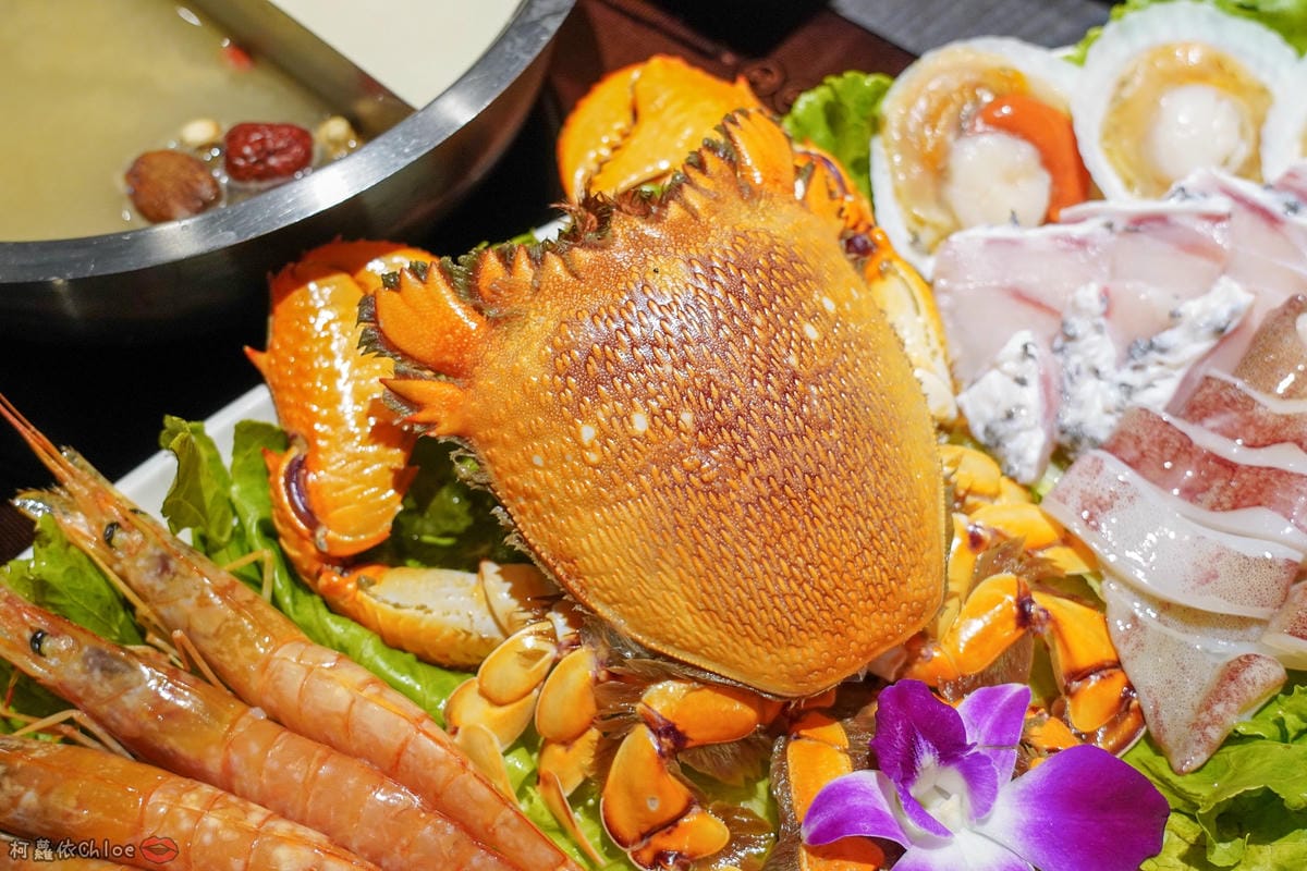 高雄火鍋 家庭聚餐推薦 和牛海鮮火鍋 澎湃浮誇系海鮮、巧克力和牛通通在舞古賀鍋物專門店 近瑞豐夜市26.jpg 高雄火鍋 家庭聚餐推薦 和牛海鮮火鍋 澎湃浮誇系海鮮、巧克力和牛通通在舞古賀鍋物專門店 近瑞豐夜市26.jpg