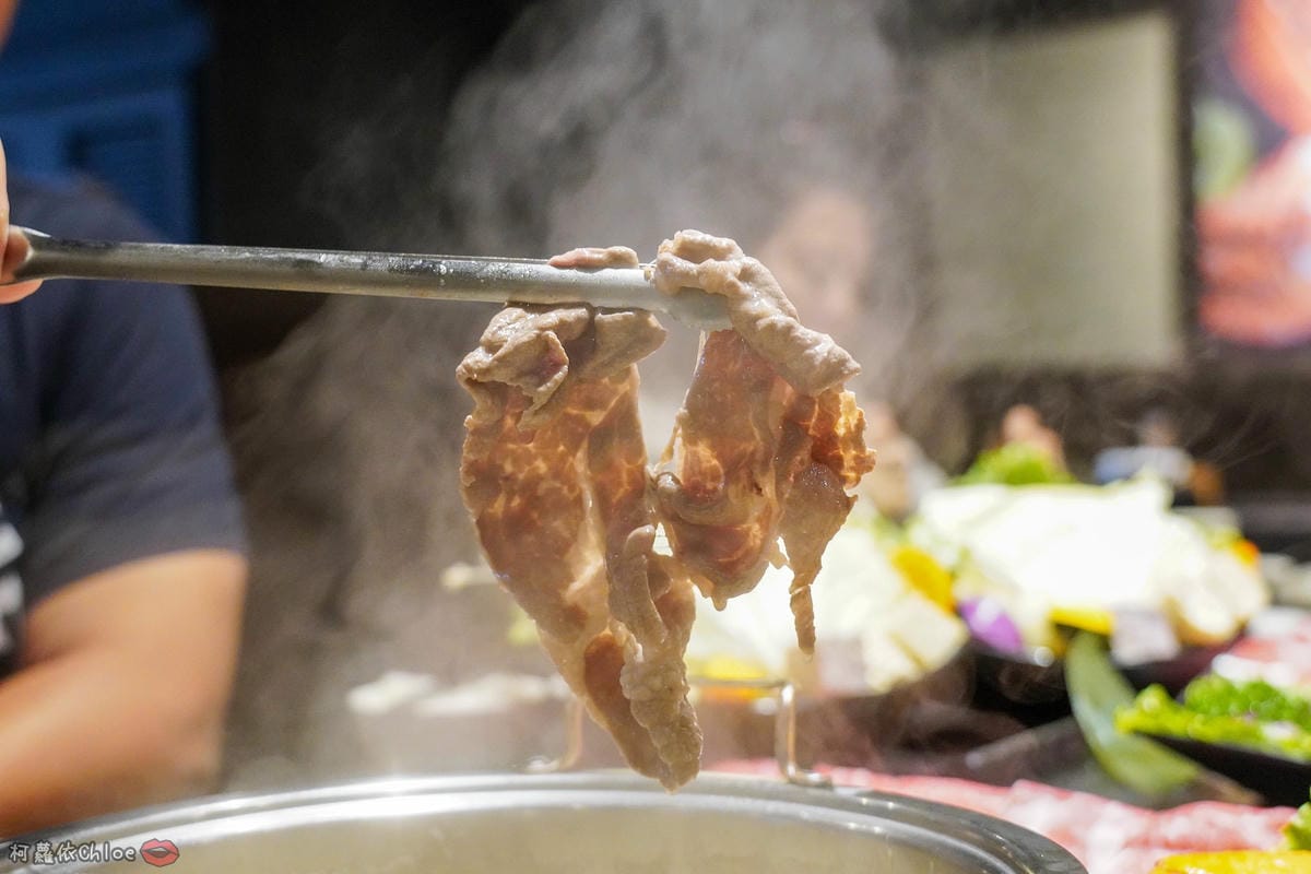 高雄火鍋 家庭聚餐推薦 和牛海鮮火鍋 澎湃浮誇系海鮮、巧克力和牛通通在舞古賀鍋物專門店 近瑞豐夜市23.jpg 高雄火鍋 家庭聚餐推薦 和牛海鮮火鍋 澎湃浮誇系海鮮、巧克力和牛通通在舞古賀鍋物專門店 近瑞豐夜市23.jpg