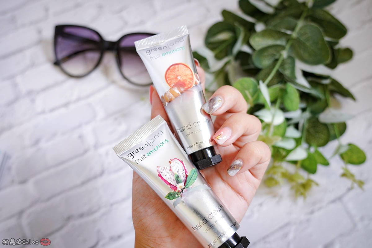 荷蘭明星植萃 抹出療癒果香~VOGUE 7月號2019 隨書附 GREENLAND護手霜30m x 26.jpg 荷蘭明星植萃 抹出療癒果香~VOGUE 7月號2019 隨書附 GREENLAND護手霜30m x 26.jpg