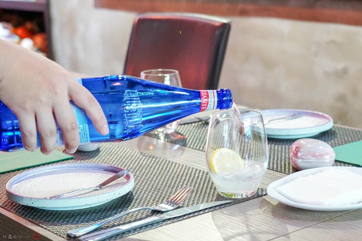 高雄無菜單料理｜二訪沐 創作 季節料理 MU Seasonal Cuisine 全新規劃跨菜系料理套餐 約會餐廳@高雄新興區11.jpg