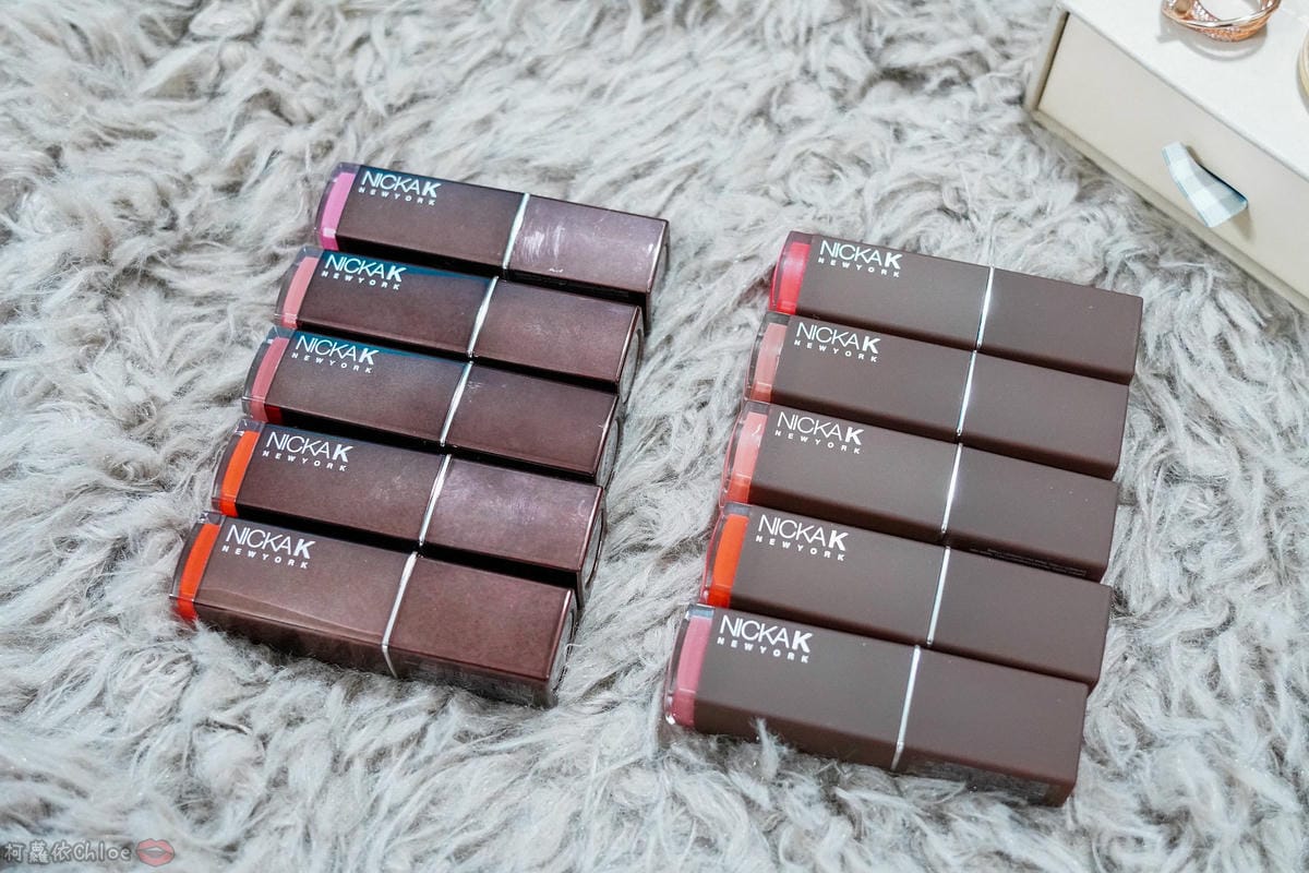 彩妝 同步紐約的時尚彩妝 Nicka.K 妮卡出新品囉!選擇性困難發作啦~顯色唇膏全試色 快到佳瑪、美華泰試色去17.jpg 彩妝 同步紐約的時尚彩妝 Nicka.K 妮卡出新品囉!選擇性困難發作啦~顯色唇膏全試色 快到佳瑪、美華泰試色去17.jpg