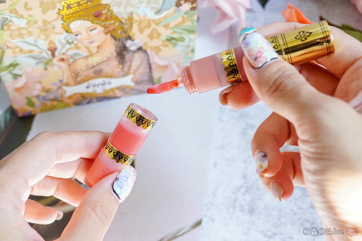 唇彩試色 泰國 KAJAO 美麗七女神 泰國北財神NOI加持 開運口紅泰國必買伴手禮12.jpg 唇彩試色 泰國 KAJAO 美麗七女神 泰國北財神NOI加持 開運口紅泰國必買伴手禮12.jpg