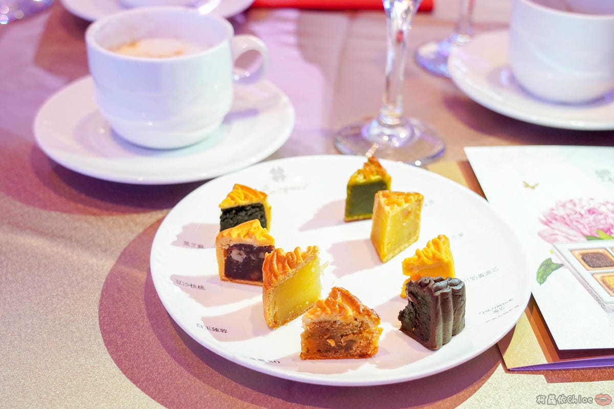 中秋月餅推薦 高雄漢來情月月餅風雅禮盒 結合在地食材八款口味一次滿足11.jpg