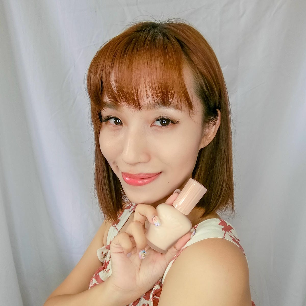 用小香檳來打造天生美肌 PAUL %26; JOE 糖瓷絲潤隔離乳 試用報告4.jpg 用小香檳來打造天生美肌 PAUL %26; JOE 糖瓷絲潤隔離乳 試用報告4.jpg