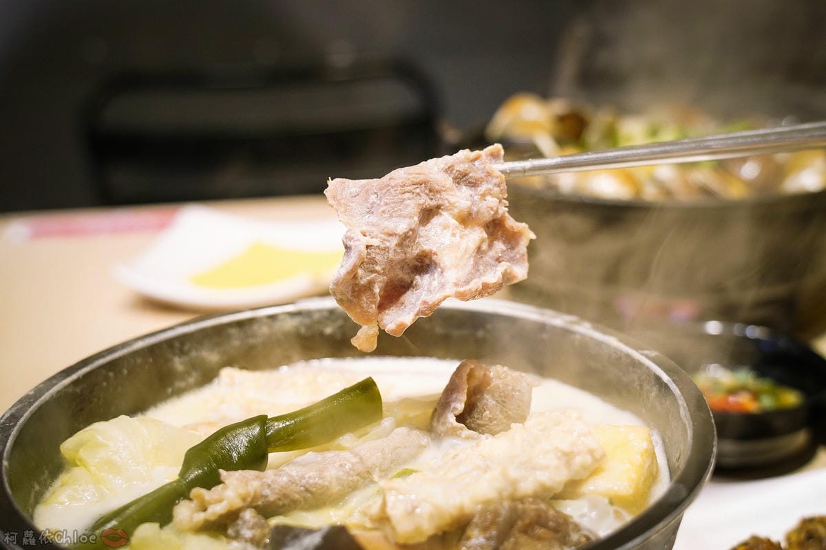 高雄三民區 茉荳獨享鍋 多種湯頭平價小火鍋 新推出燉燒鮮蛤鍋 滿滿蛤蠣超狂~29.jpg 高雄三民區 茉荳獨享鍋 多種湯頭平價小火鍋 新推出燉燒鮮蛤鍋 滿滿蛤蠣超狂~29.jpg