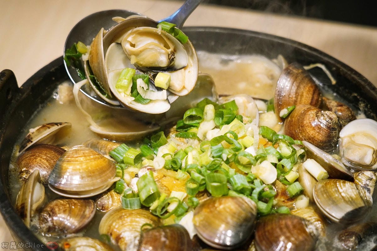 高雄三民區 茉荳獨享鍋 多種湯頭平價小火鍋 新推出燉燒鮮蛤鍋 滿滿蛤蠣超狂~24.jpg 高雄三民區 茉荳獨享鍋 多種湯頭平價小火鍋 新推出燉燒鮮蛤鍋 滿滿蛤蠣超狂~24.jpg