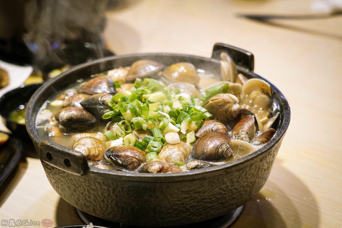 高雄三民區 茉荳獨享鍋 多種湯頭平價小火鍋 新推出燉燒鮮蛤鍋 滿滿蛤蠣超狂~23.jpg 高雄三民區 茉荳獨享鍋 多種湯頭平價小火鍋 新推出燉燒鮮蛤鍋 滿滿蛤蠣超狂~23.jpg