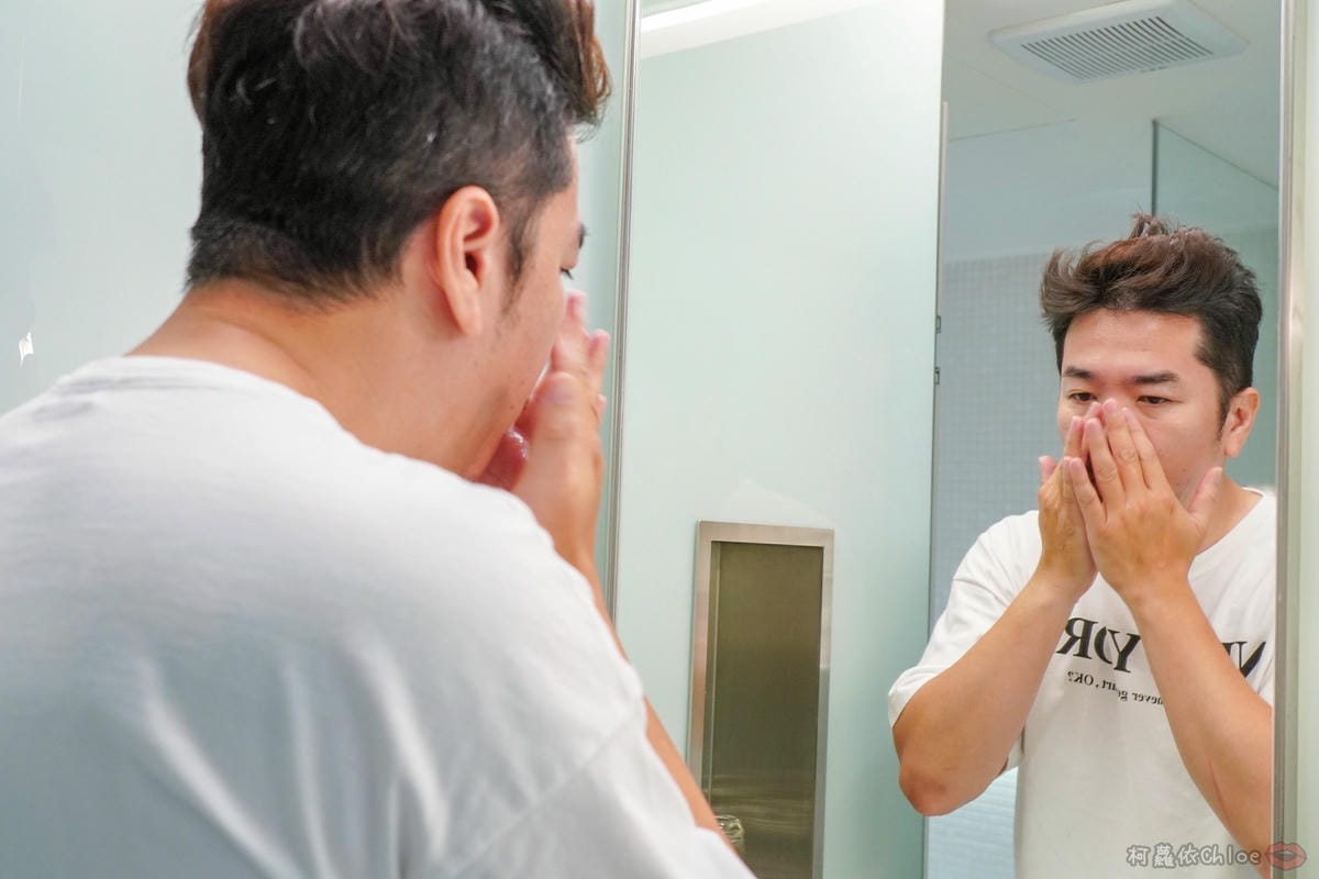 型男保養 男研堂多爪毛孔深卸液胺基酸多功能洗面乳 清潔多一步驟 油光OUT 清爽淨透有面子14.jpg 型男保養 男研堂多爪毛孔深卸液胺基酸多功能洗面乳 清潔多一步驟 油光OUT 清爽淨透有面子14.jpg