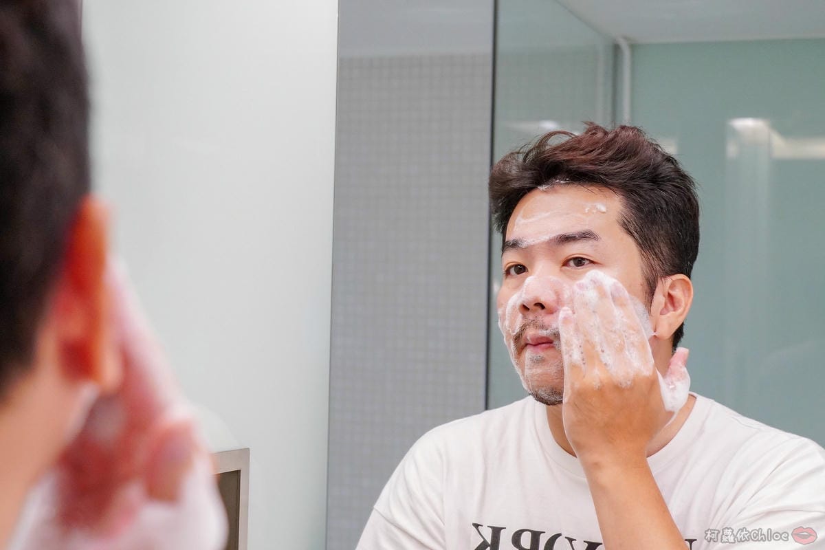 型男保養 男研堂多爪毛孔深卸液胺基酸多功能洗面乳 清潔多一步驟 油光OUT 清爽淨透有面子23.jpg 型男保養 男研堂多爪毛孔深卸液胺基酸多功能洗面乳 清潔多一步驟 油光OUT 清爽淨透有面子23.jpg