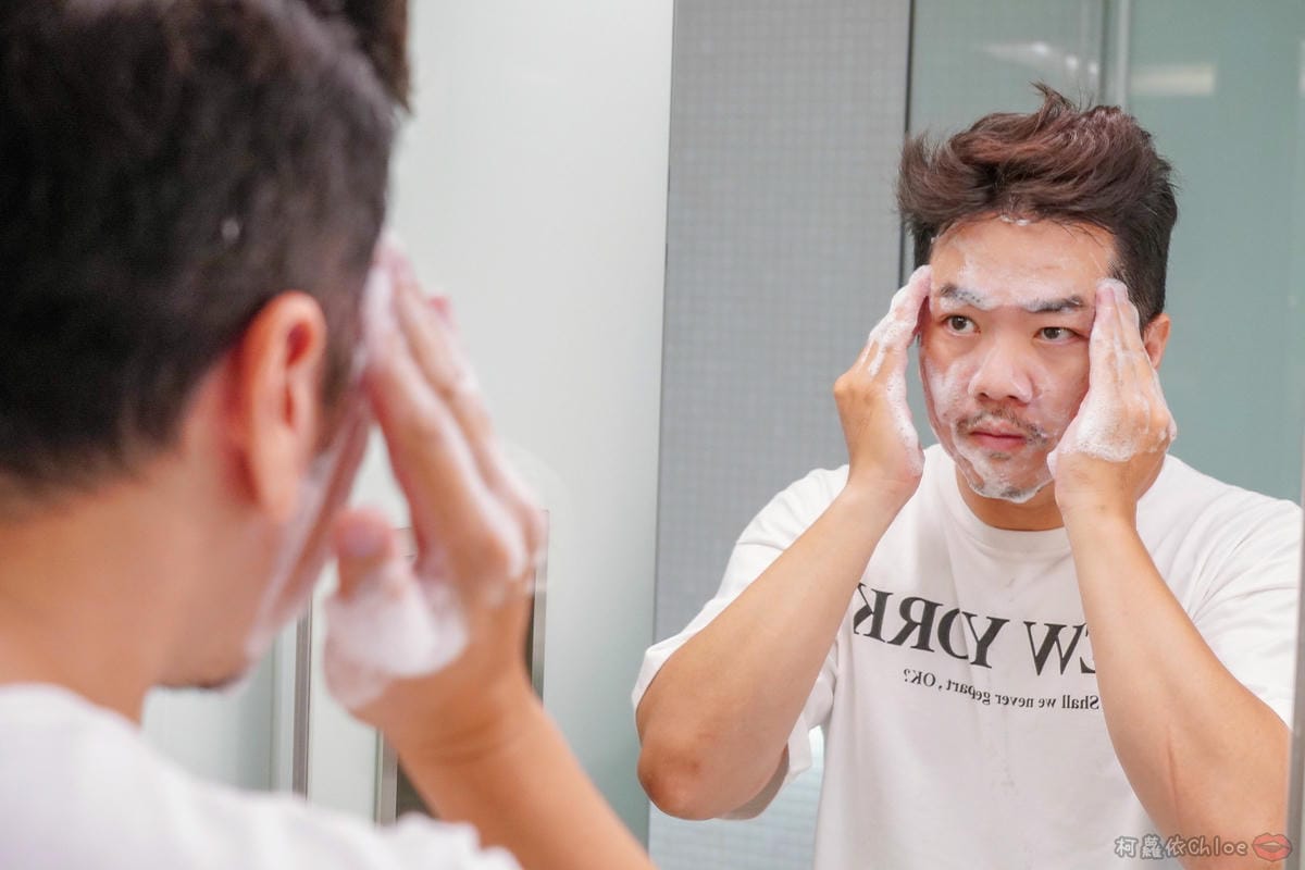 型男保養 男研堂多爪毛孔深卸液胺基酸多功能洗面乳 清潔多一步驟 油光OUT 清爽淨透有面子22.jpg 型男保養 男研堂多爪毛孔深卸液胺基酸多功能洗面乳 清潔多一步驟 油光OUT 清爽淨透有面子22.jpg