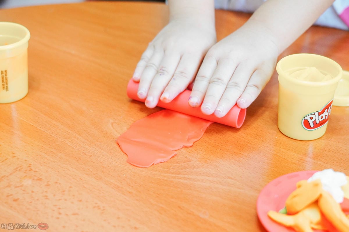 親子x開箱 樂天市場好窩生活節 動手玩創意 培樂多黏土 廚房系列 吱吱火爐料理組 發揮孩子的創造想像力18.jpg 親子x開箱 樂天市場好窩生活節 動手玩創意 培樂多黏土 廚房系列 吱吱火爐料理組 發揮孩子的創造想像力18.jpg