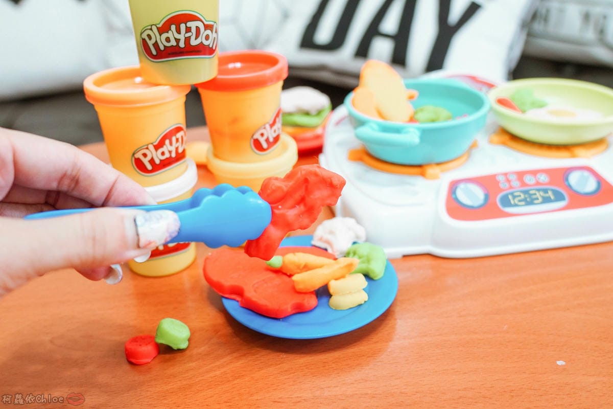 親子x開箱 樂天市場好窩生活節 動手玩創意 培樂多黏土 廚房系列 吱吱火爐料理組 發揮孩子的創造想像力24.jpg 親子x開箱 樂天市場好窩生活節 動手玩創意 培樂多黏土 廚房系列 吱吱火爐料理組 發揮孩子的創造想像力24.jpg