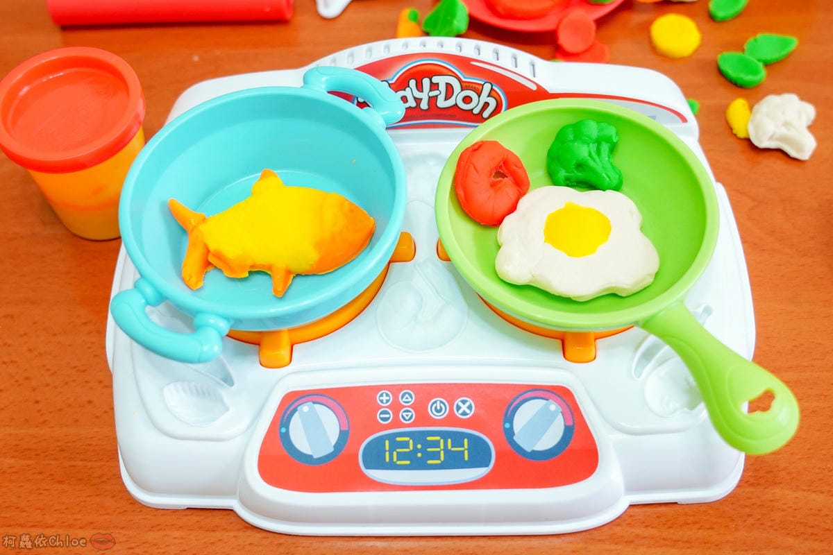 親子x開箱 樂天市場好窩生活節 動手玩創意 培樂多黏土 廚房系列 吱吱火爐料理組 發揮孩子的創造想像力29.jpg 親子x開箱 樂天市場好窩生活節 動手玩創意 培樂多黏土 廚房系列 吱吱火爐料理組 發揮孩子的創造想像力29.jpg