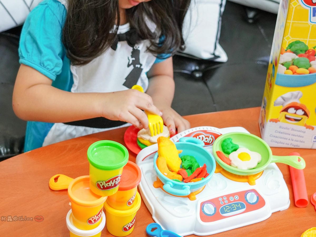 親子x開箱 樂天市場好窩生活節 動手玩創意 培樂多黏土 廚房系列 吱吱火爐料理組 發揮孩子的創造想像力28.jpg 親子x開箱 樂天市場好窩生活節 動手玩創意 培樂多黏土 廚房系列 吱吱火爐料理組 發揮孩子的創造想像力28.jpg