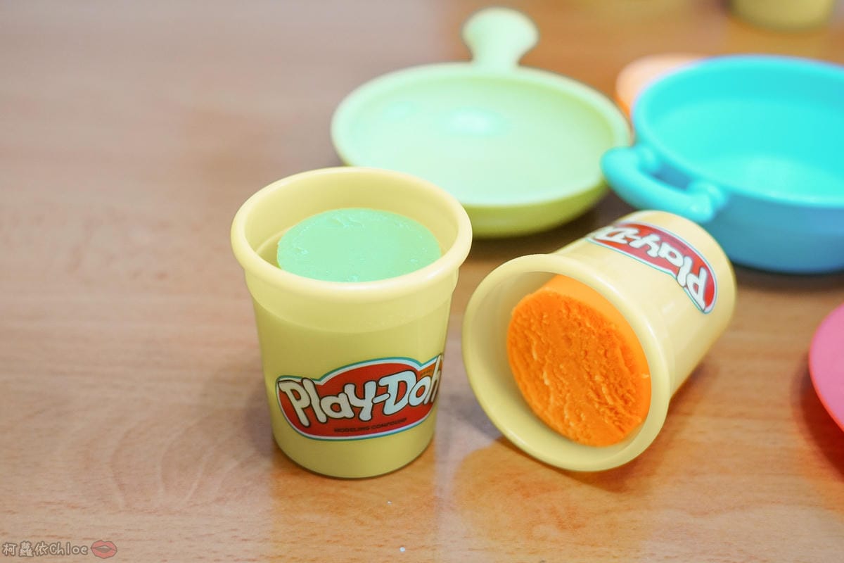 親子x開箱 樂天市場好窩生活節 動手玩創意 培樂多黏土 廚房系列 吱吱火爐料理組 發揮孩子的創造想像力9.jpg 親子x開箱 樂天市場好窩生活節 動手玩創意 培樂多黏土 廚房系列 吱吱火爐料理組 發揮孩子的創造想像力9.jpg