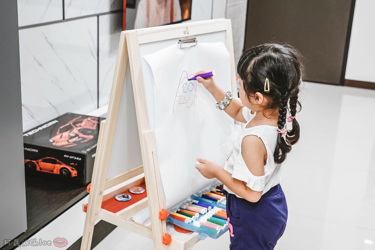 親子好物開箱 Teamson Kids小藝術家梵谷兒童雙面畫架-紅 高質感三用畫板 可調整高度 (限時開團33.jpg 親子好物開箱 Teamson Kids小藝術家梵谷兒童雙面畫架-紅 高質感三用畫板 可調整高度 (限時開團33.jpg