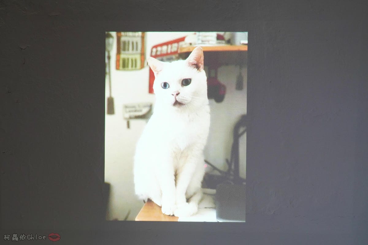 開箱 ViewSonic M1+ WVGA 360度無線巧攜投影機 迷你輕巧實用性超高!無線投影讓我追劇更享受!家庭娛樂、商務、露營適用24.jpg 開箱 ViewSonic M1+ WVGA 360度無線巧攜投影機 迷你輕巧實用性超高!無線投影讓我追劇更享受!家庭娛樂、商務、露營適用24.jpg