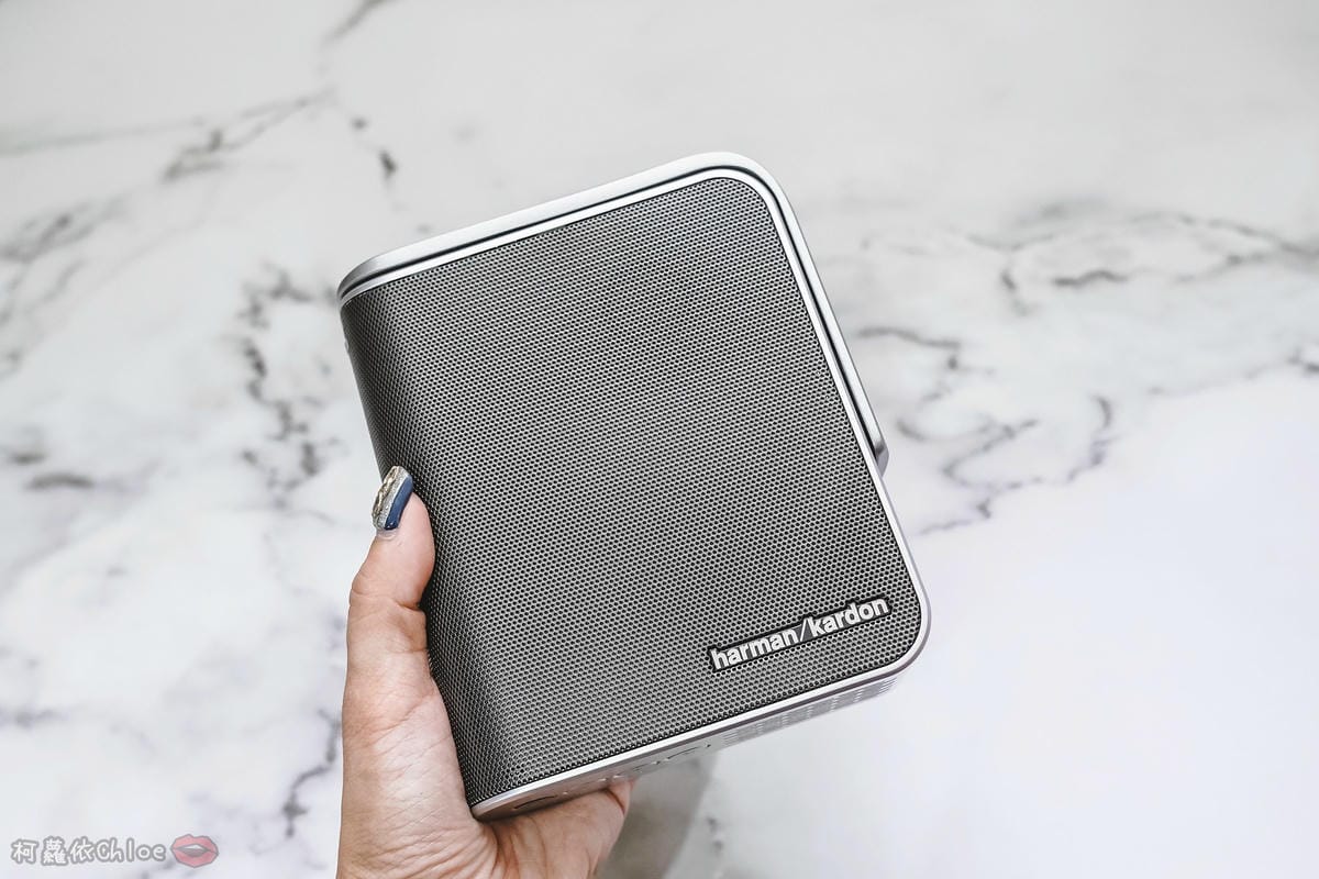 開箱 ViewSonic M1+ WVGA 360度無線巧攜投影機 迷你輕巧實用性超高!無線投影讓我追劇更享受!家庭娛樂、商務、露營適用4.jpg 開箱 ViewSonic M1+ WVGA 360度無線巧攜投影機 迷你輕巧實用性超高!無線投影讓我追劇更享受!家庭娛樂、商務、露營適用4.jpg