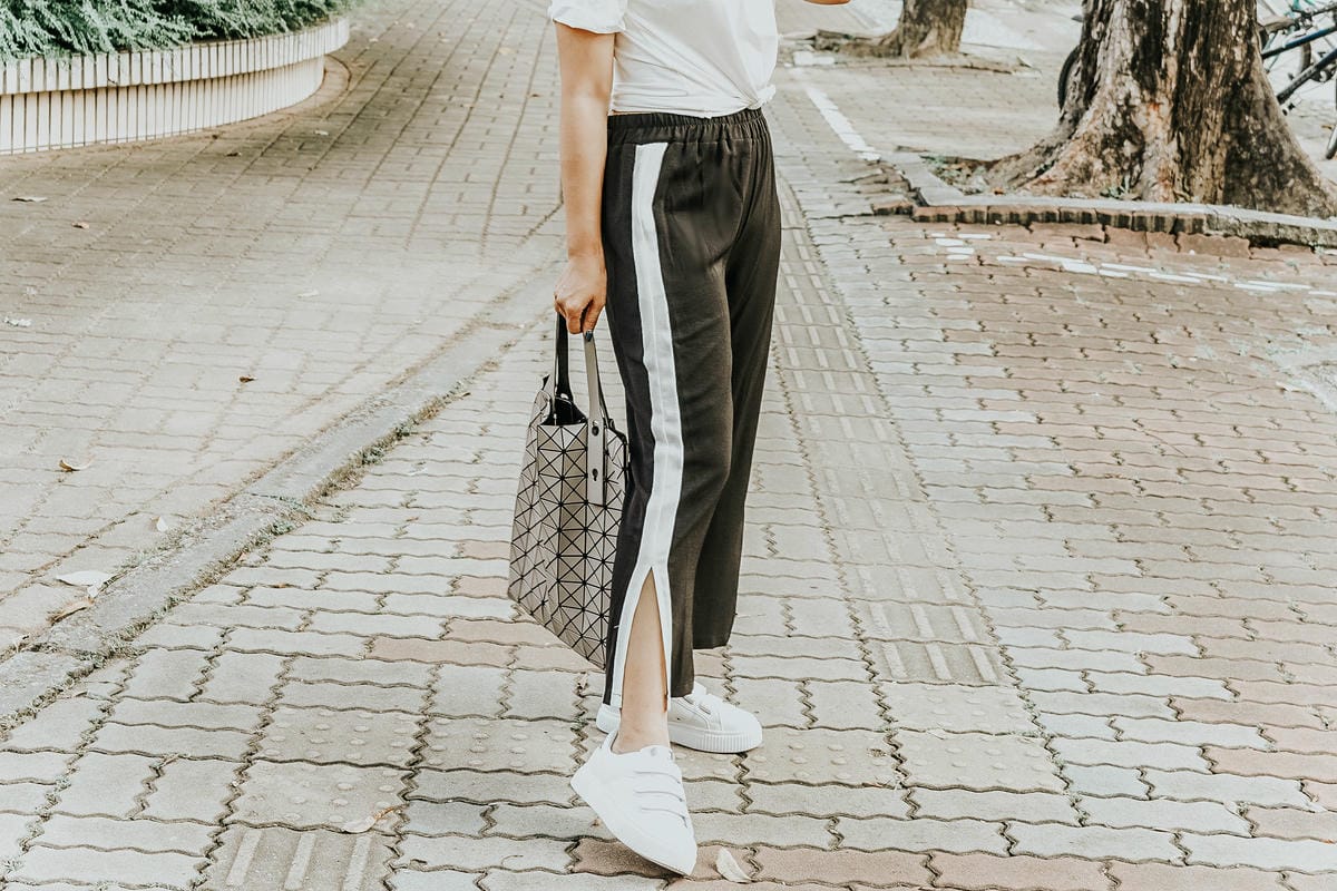 穿搭 流行前線 Popular Front 輕熟女風格服飾這裡買 黑白經典搭配LOOKBOOK26.jpg 穿搭 流行前線 Popular Front 輕熟女風格服飾這裡買 黑白經典搭配LOOKBOOK26.jpg