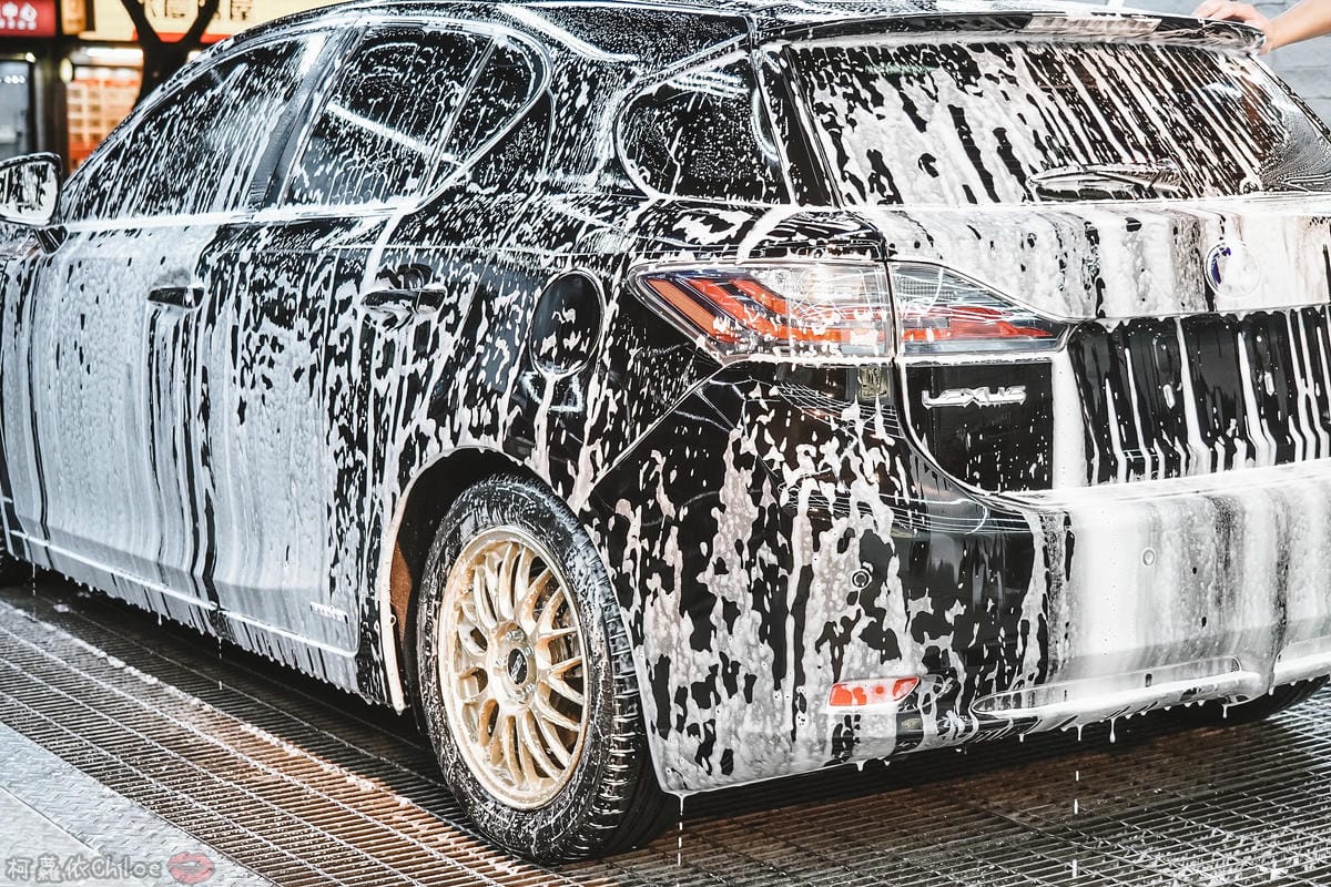 士林汽車美容推薦 MOC墨刻鍍膜 頂級鍍膜工藝 安全無毒 讓愛車亮晶晶 全家出遊超安心31.jpg 士林汽車美容推薦 MOC墨刻鍍膜 頂級鍍膜工藝 安全無毒 讓愛車亮晶晶 全家出遊超安心31.jpg