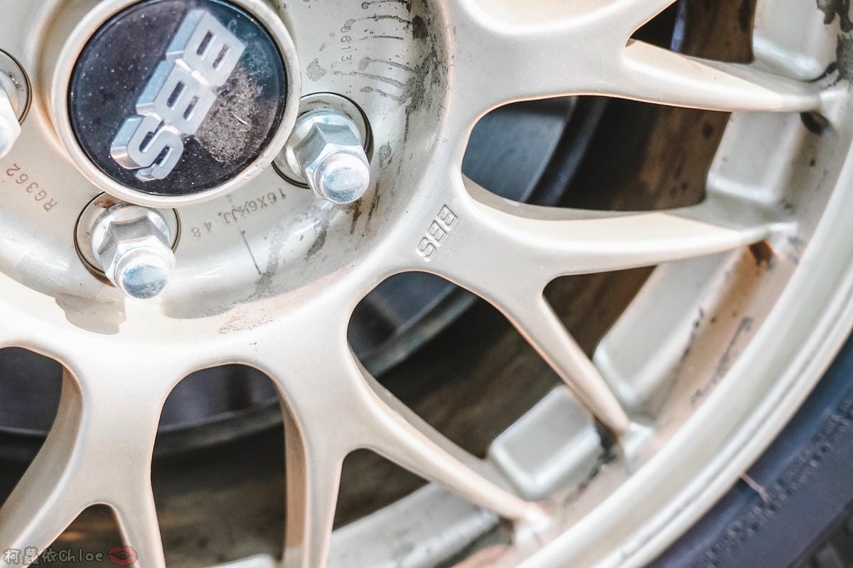 士林汽車美容推薦 MOC墨刻鍍膜 頂級鍍膜工藝 安全無毒 讓愛車亮晶晶 全家出遊超安心16.jpg 士林汽車美容推薦 MOC墨刻鍍膜 頂級鍍膜工藝 安全無毒 讓愛車亮晶晶 全家出遊超安心16.jpg