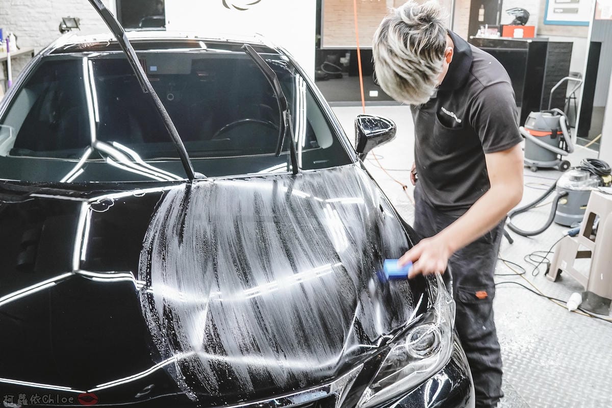 士林汽車美容推薦 MOC墨刻鍍膜 頂級鍍膜工藝 安全無毒 讓愛車亮晶晶 全家出遊超安心37.jpg 士林汽車美容推薦 MOC墨刻鍍膜 頂級鍍膜工藝 安全無毒 讓愛車亮晶晶 全家出遊超安心37.jpg