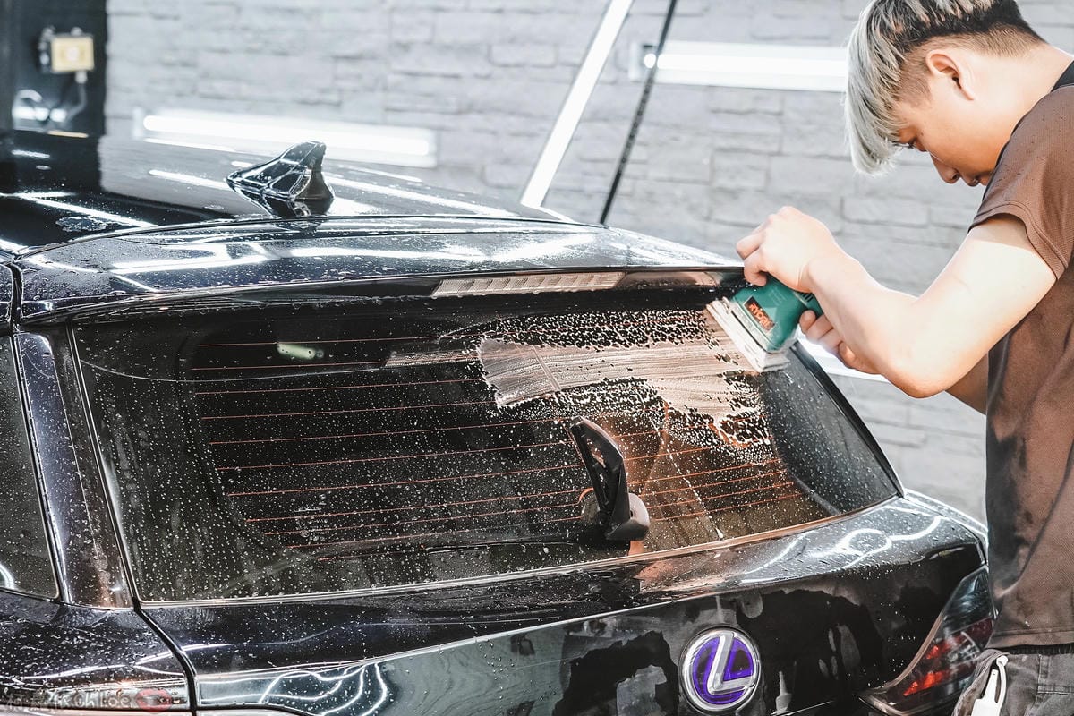 士林汽車美容推薦 MOC墨刻鍍膜 頂級鍍膜工藝 安全無毒 讓愛車亮晶晶 全家出遊超安心27.jpg 士林汽車美容推薦 MOC墨刻鍍膜 頂級鍍膜工藝 安全無毒 讓愛車亮晶晶 全家出遊超安心27.jpg