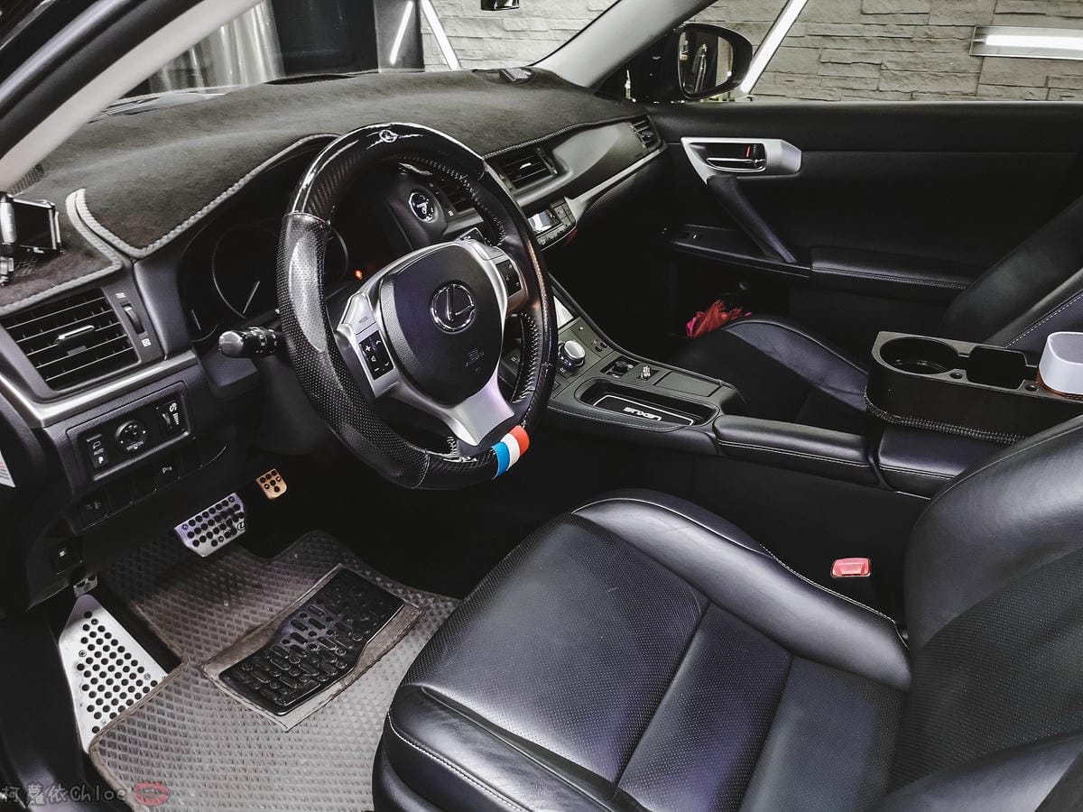 士林汽車美容推薦 MOC墨刻鍍膜 頂級鍍膜工藝 安全無毒 讓愛車亮晶晶 全家出遊超安心39A.jpg 士林汽車美容推薦 MOC墨刻鍍膜 頂級鍍膜工藝 安全無毒 讓愛車亮晶晶 全家出遊超安心39A.jpg