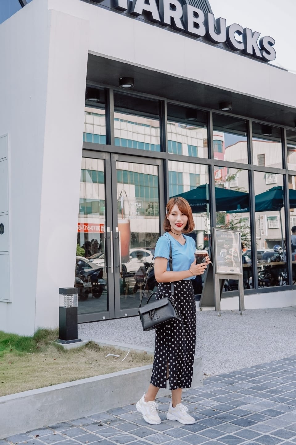 雜誌贈品 VOGUE 10月號2019 隨書附Bread %26; Boxers Crew-Neck relaxed有機棉女用不收邊T恤 小男孩藍7.jpg 雜誌贈品 VOGUE 10月號2019 隨書附Bread %26; Boxers Crew-Neck relaxed有機棉女用不收邊T恤 小男孩藍7.jpg