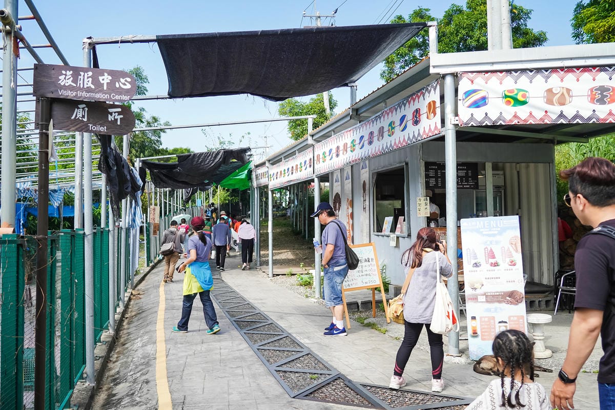 屏東一日遊｜台灣好行508屏北線這樣玩最對味！親子深度放電之旅 山川琉璃吊橋 手作琉璃珠DIY 三地門工藝村 六堆客家噴泉玩樂 客家檳榔扇彩繪DIY19.jpg