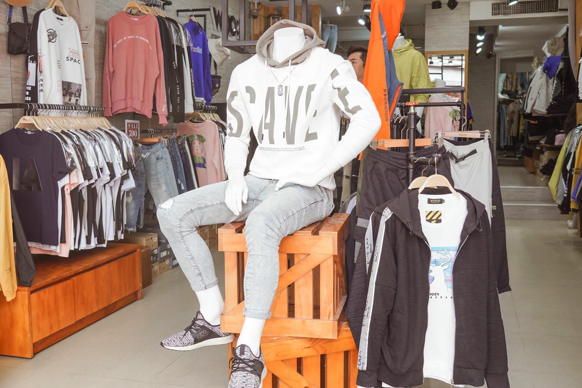 一中服飾店推薦 WOOD 韓系男裝 熟男大叔這樣穿 輕平價韓系穿搭分享2.jpg 一中服飾店推薦 WOOD 韓系男裝 熟男大叔這樣穿 輕平價韓系穿搭分享2.jpg