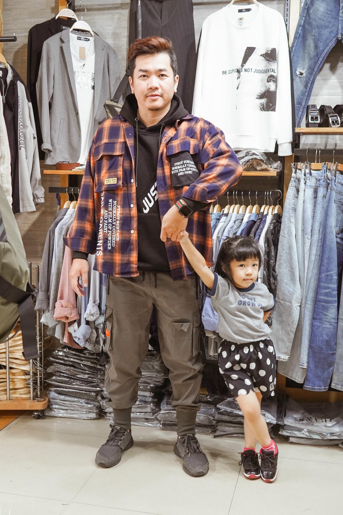 一中服飾店推薦 WOOD 韓系男裝 熟男大叔這樣穿 輕平價韓系穿搭分享27.jpg 一中服飾店推薦 WOOD 韓系男裝 熟男大叔這樣穿 輕平價韓系穿搭分享27.jpg