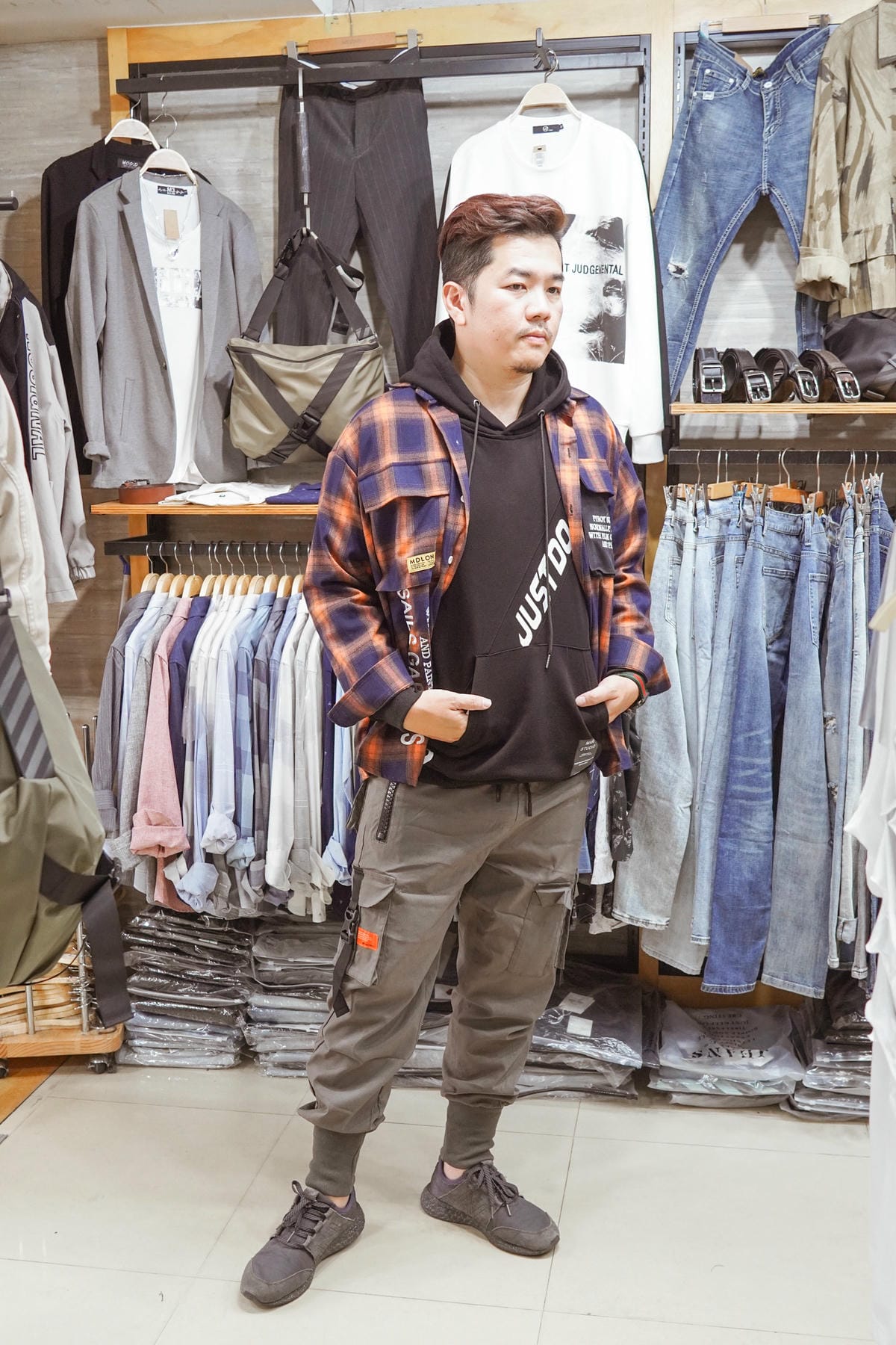 一中服飾店推薦 WOOD 韓系男裝 熟男大叔這樣穿 輕平價韓系穿搭分享20.jpg 一中服飾店推薦 WOOD 韓系男裝 熟男大叔這樣穿 輕平價韓系穿搭分享20.jpg