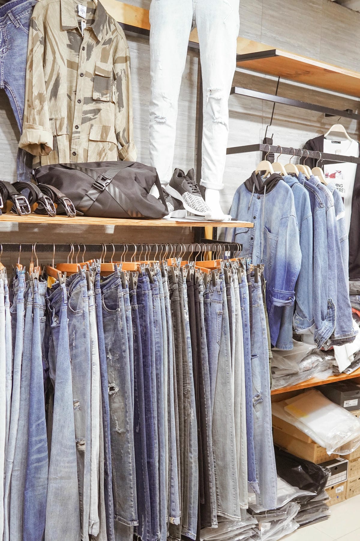 一中服飾店推薦 WOOD 韓系男裝 熟男大叔這樣穿 輕平價韓系穿搭分享5.jpg 一中服飾店推薦 WOOD 韓系男裝 熟男大叔這樣穿 輕平價韓系穿搭分享5.jpg