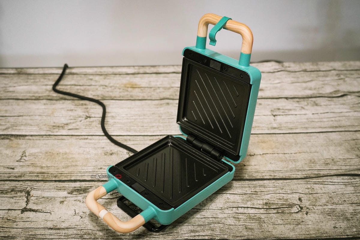 輕鬆做早餐 親子點心不NG絕美熱壓吐司機鬆餅機 獅子心二合一熱壓吐司機23.jpg 輕鬆做早餐 親子點心不NG絕美熱壓吐司機鬆餅機 獅子心二合一熱壓吐司機23.jpg