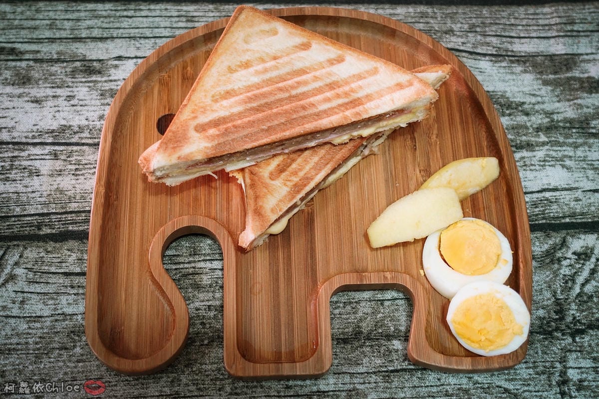 輕鬆做早餐 親子點心不NG絕美熱壓吐司機鬆餅機 獅子心二合一熱壓吐司機38.jpg 輕鬆做早餐 親子點心不NG絕美熱壓吐司機鬆餅機 獅子心二合一熱壓吐司機38.jpg