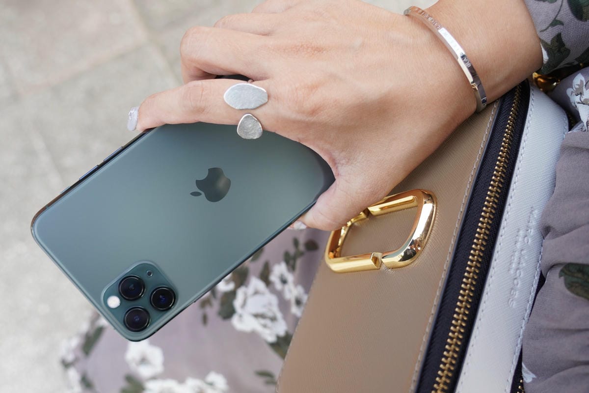 iPhone 11 Pro Max 手機殼推薦 JTLEGEND WAVYEE 防摔保護殼時尚有型 立架式雙料減震保護殼追劇好方便1.JPG iPhone 11 Pro Max 手機殼推薦 JTLEGEND WAVYEE 防摔保護殼時尚有型 立架式雙料減震保護殼追劇好方便1.JPG