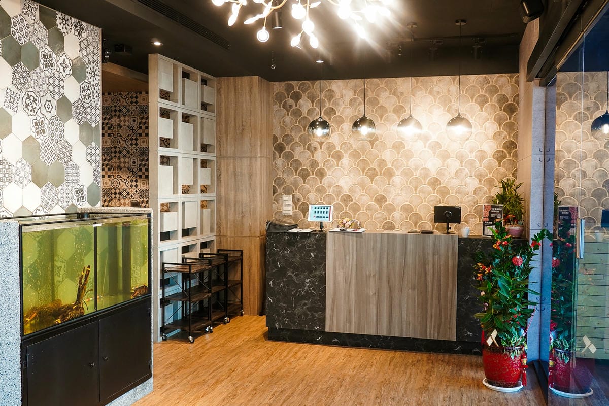 高雄火鍋 舞古賀鍋物專門店-天祥店 痛風蝦爆鍋 頂級海鮮高檔肉品 超滿足 三民區海鮮鍋4.jpg