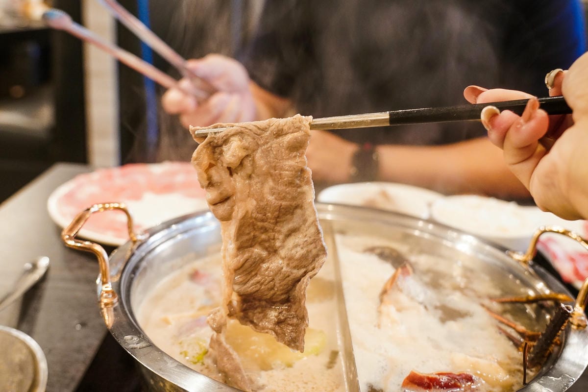 高雄火鍋 舞古賀鍋物專門店-天祥店 痛風蝦爆鍋 頂級海鮮高檔肉品 超滿足 三民區海鮮鍋35.jpg