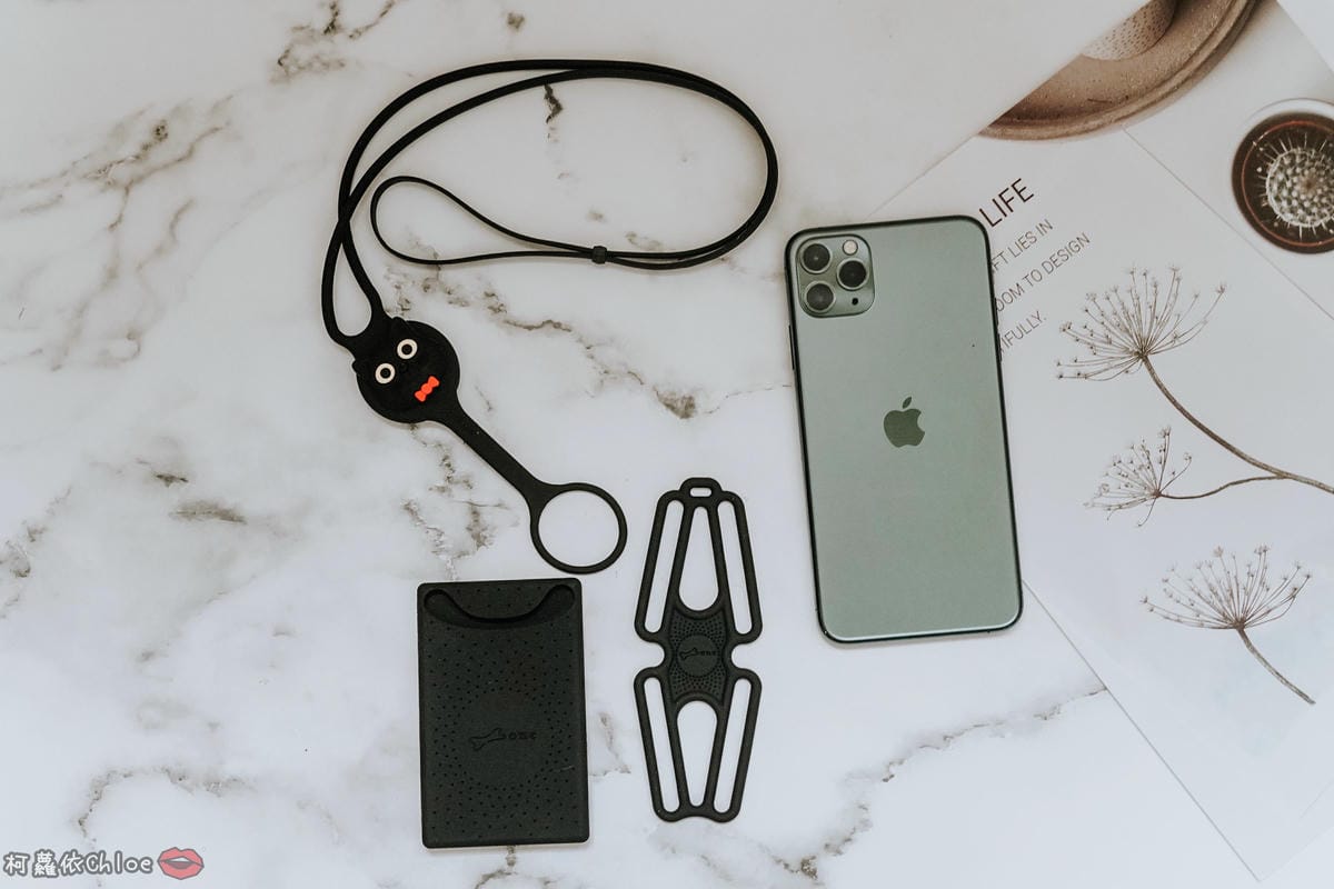 3C時尚配件 Bone頸掛手機綁二代-喵喵貓 貓奴必收!是卡套也是手機綁 手機掛著輕鬆走2.jpg 3C時尚配件 Bone頸掛手機綁二代-喵喵貓 貓奴必收!是卡套也是手機綁 手機掛著輕鬆走2.jpg