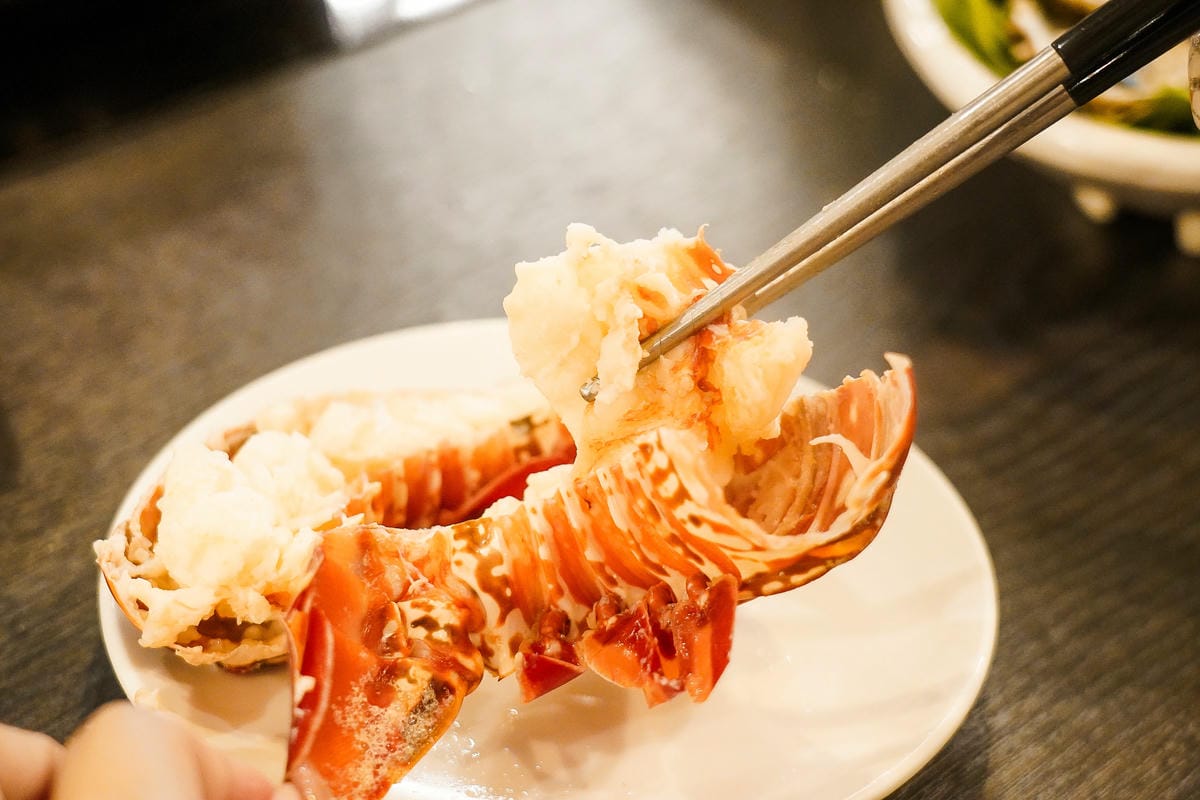 高雄火鍋 舞古賀鍋物專門店-天祥店 痛風蝦爆鍋 頂級海鮮高檔肉品 超滿足 三民區海鮮鍋38.jpg