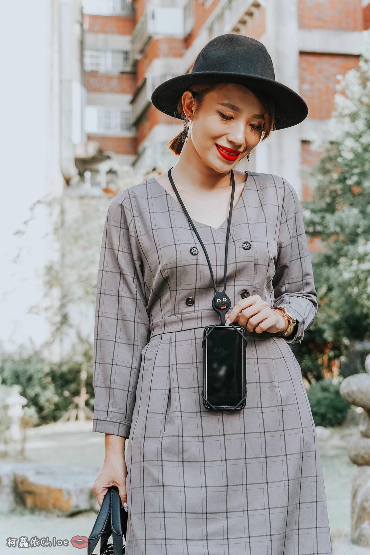 3C時尚配件 Bone頸掛手機綁二代-喵喵貓 貓奴必收!是卡套也是手機綁 手機掛著輕鬆走11.jpg 3C時尚配件 Bone頸掛手機綁二代-喵喵貓 貓奴必收!是卡套也是手機綁 手機掛著輕鬆走11.jpg