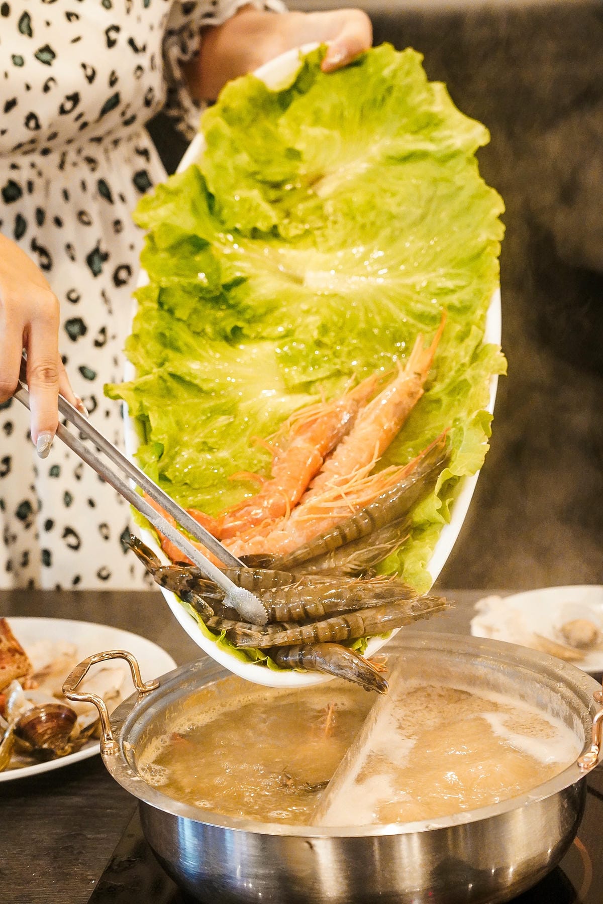 高雄火鍋 舞古賀鍋物專門店-天祥店 痛風蝦爆鍋 頂級海鮮高檔肉品 超滿足 三民區海鮮鍋41.jpg