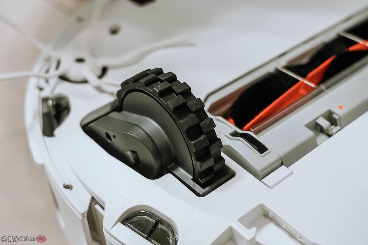 居家生活 Roborock 石頭掃地機器人二代S6 吸塵力強又靜音 掃地拖地交給它17.jpg 居家生活 Roborock 石頭掃地機器人二代S6 吸塵力強又靜音 掃地拖地交給它17.jpg