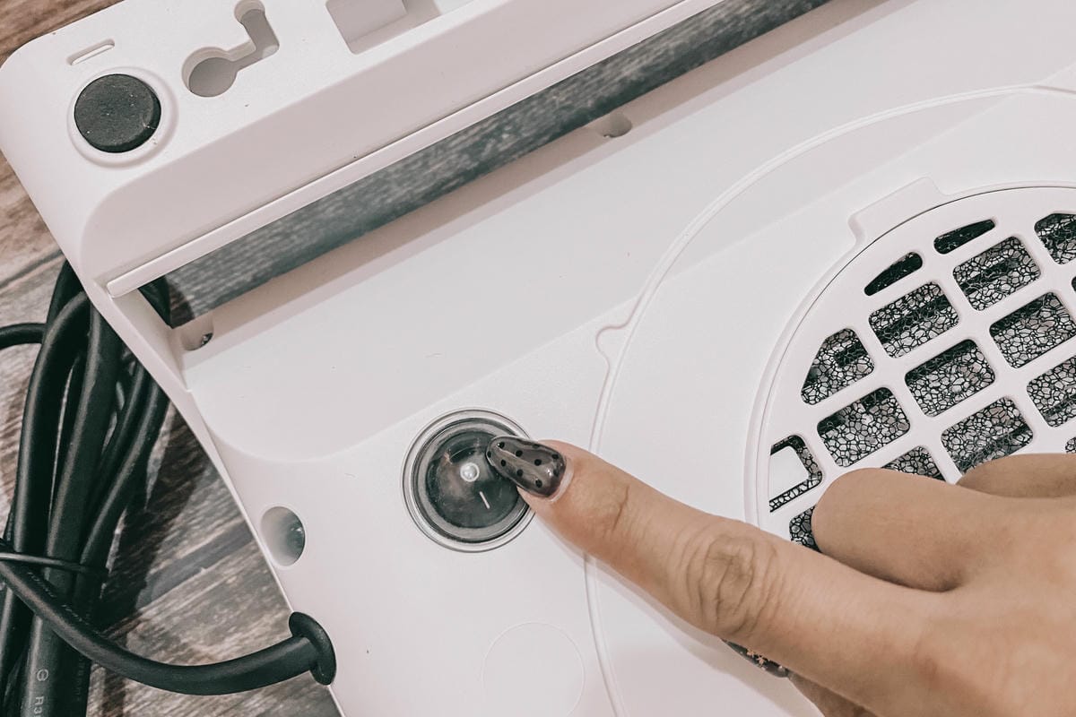 生活居家 Fujitek富士電通 居家浴室遙控陶瓷電暖器 冬日必備 可定時 冷暖風調節 輕巧便利使用6.jpg 生活居家 Fujitek富士電通 居家浴室遙控陶瓷電暖器 冬日必備 可定時 冷暖風調節 輕巧便利使用6.jpg