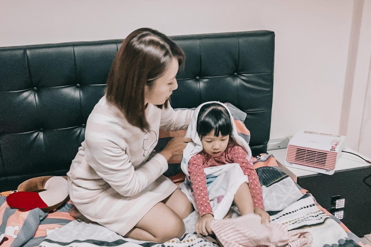 生活居家 Fujitek富士電通 居家浴室遙控陶瓷電暖器 冬日必備 可定時 冷暖風調節 輕巧便利使用16.jpg 生活居家 Fujitek富士電通 居家浴室遙控陶瓷電暖器 冬日必備 可定時 冷暖風調節 輕巧便利使用16.jpg