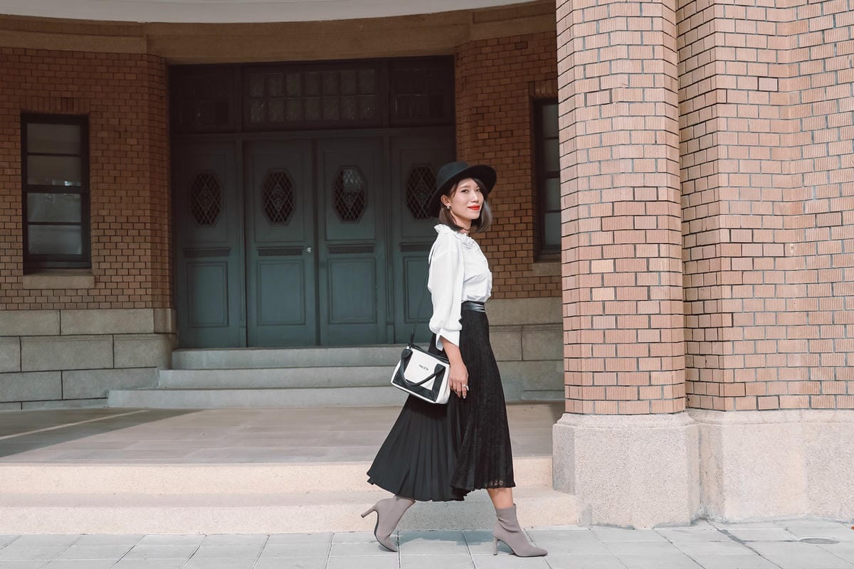 都會穿搭 iROO輕奢華 週時尚愛自己不打折 經典黑白上班族穿搭 秋冬風衣必備5.jpg 都會穿搭 iROO輕奢華 週時尚愛自己不打折 經典黑白上班族穿搭 秋冬風衣必備5.jpg